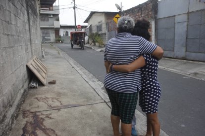 Familiares están conmocionados por el crimen de un adolescente de 15 años.