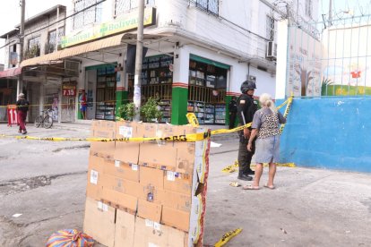 El crimen ocurrió al pie de una escuela en plena hora de salida de clases, en la Floresta 3.