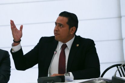 Ronny Aleaga busca que se revoque la prisión preventiva ordenada en su contra.