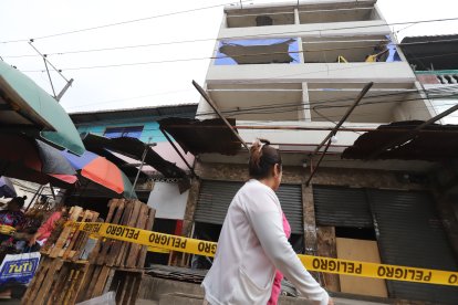 Atentado con explosivo en un inmueble del noroeste de Guayaquil,