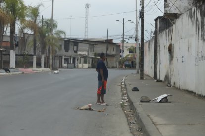 En este lugar, junto al plantel educativo, fue asesinado el joven.