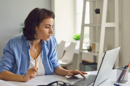 Conoce cómo postular para maestrías virtuales en Ecuador.