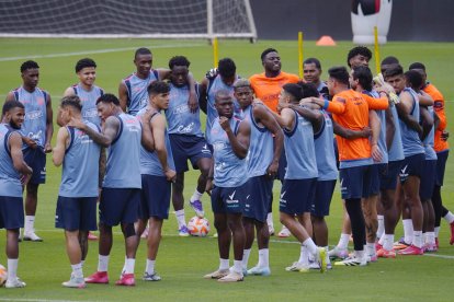 La Tricolor quedó lista para el partido ante Argentina en el estadio Monumental.