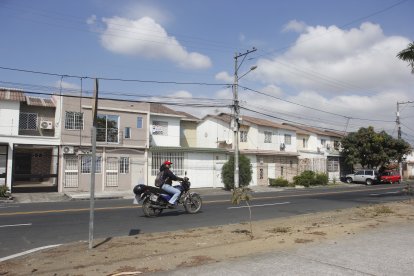 Hallaron armamento en casa donde apareció un cadáver