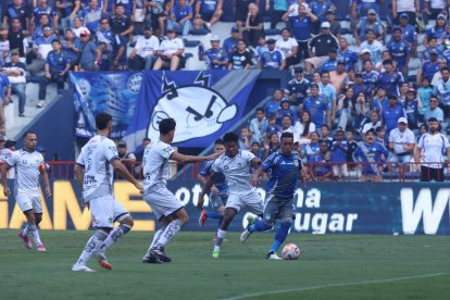 Christian Cueva es el encargado de manejar el ataque de Emelec.