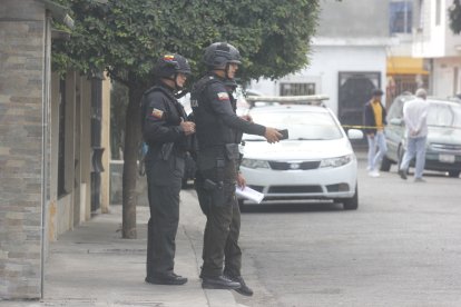 La Policía Nacional se encontraba en la escena, luego de la balacera.