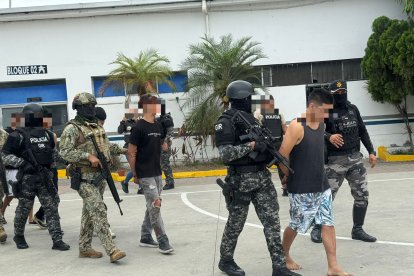 Los sospechosos fueron detenidos en Manabí.