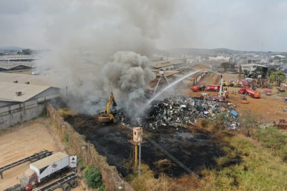 El incendio se registró la tarde de este lunes 15 de septiembre.