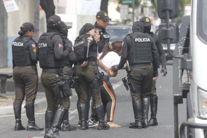 Conocidos protagonizaron escenas de llanto y dolor al enterarse de la muerte.