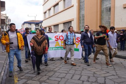 El asambleísta Adrián Castro pidió a la bancada de ADN actuar con independencia sobre el tema del proyecto minero Loma Larga.