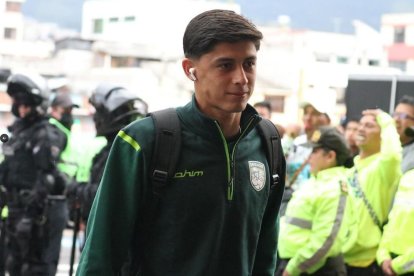 El futbolista de Orense se recupera tras ataque armado.