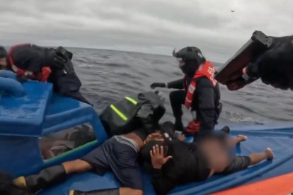 Las fuerzas de EE. UU. continúan operaciones marítimas contra el narcotráfico en rutas clave del Pacífico Oriental.