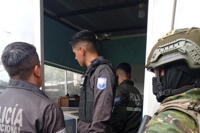 El Ejército y la Policía hicieron operativos en Pichincha y Santo Domingo.