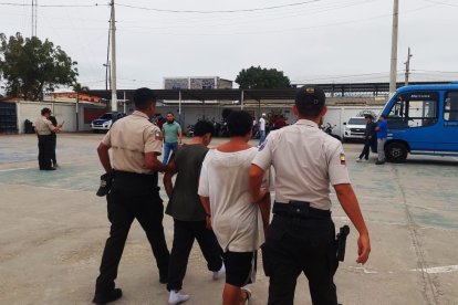 La policía en Santa Elena logró la captura de seis sospechosos por crímenes al estilo sicariato