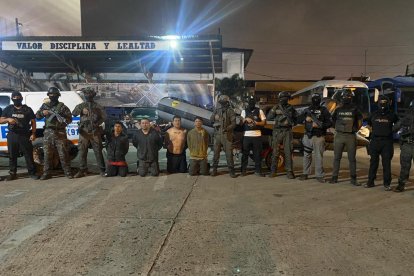 La Policía detuvo a cuatro sospechosos y liberó a la víctima.