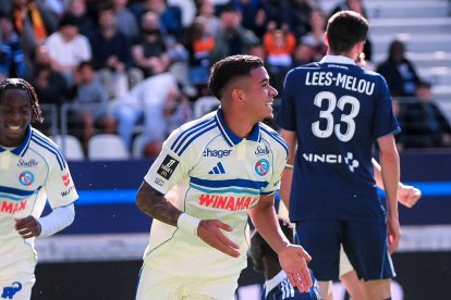 Kendry Páez y su celebración tras marcar el primer gol con el Estrasburgo.