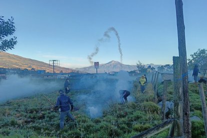 Los manifestantes fueron repelidos con gas lacrimógeno en el norte del país.