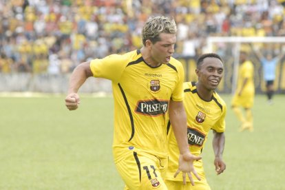 El ex Real Madrid. Rolando Zárate llegó a Barceona en el 2008, pero le fue mal hasta se lesionó.