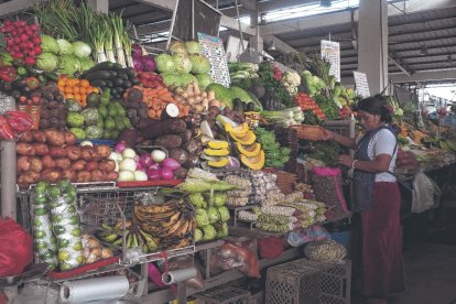 Tras los controles de la Intendencia del Guayas se ha verificado que los mercados de la urbe porteña se encuentran abastecidos de productos.