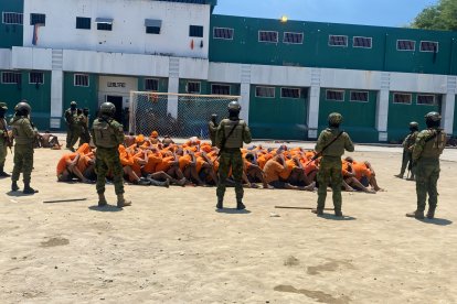 Las Fuerzas Armadas retomaron el control en la cárcel de Esmeralds.