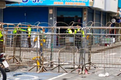 Entre vallados los comerciantes tienen la expectativa de reactivar el comercio con la peatonalización de la zona.