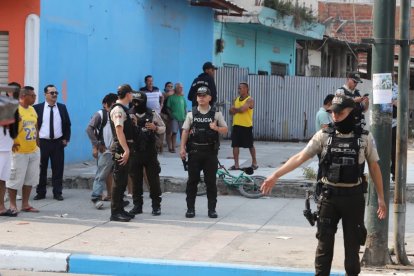 El cuerpo fue hallado por los vecinos y levantado por la Policía Nacional.