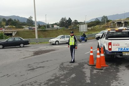 La Agencia Metropolitana de Tránsito (AMT) controla el tránsito en la capital ecuatoriana.