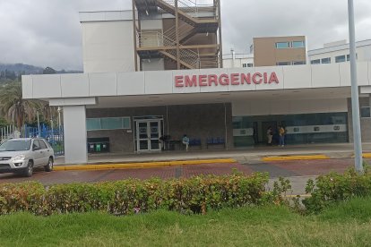 La Policía investiga los ataques ocurridos en  el sur de la ciudad, donde dos hombres resultaron heridos con arma blanca y se recuperan en el Hospital Docente Ambato.