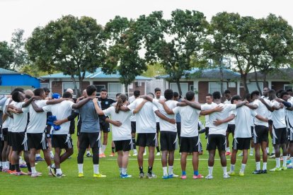 Emelec durante un entrenamiento en el Polideportivo Los Samanes.