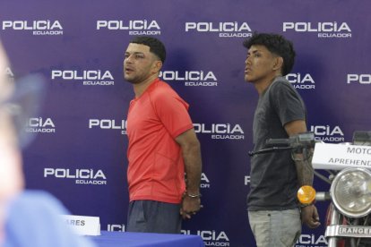 En operativo en Monte Lindo, la Policía aprehendió a dos sospechosos y recuperó motocicletas y celulares vinculados al secuestro.