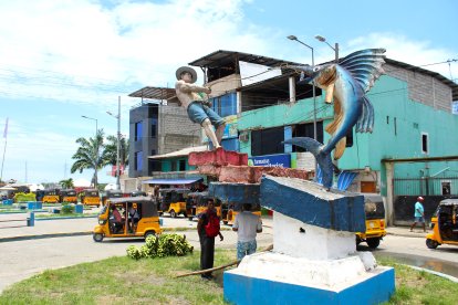 Pese al sismo, las actividades en el cantón Muisne se desarrollan con normalidad.