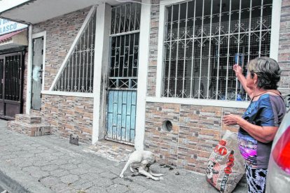 El adulto mayor fue liquidado frente a su domicilio.