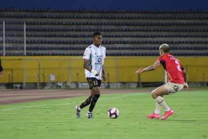 Deportivo Quito visitará el 11 de octubre a Atlético JBG de Guayas. La revancha será el 18 de octubre en el estadio Atahualpa.