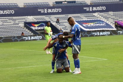 Emelec recibe a Deportivo Cuenca en el estadio Capwell.