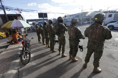 En Cutuglagua, en el sur,  hay fuerte presencia militar.