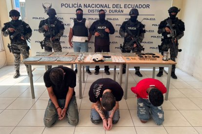 Los tres aprehendidos serán puestos a órdenes de la autoridad judicial competente.