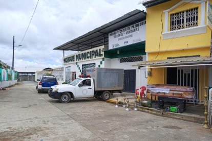 La mujer fue llevada hasta la morgue de la zona luego del hecho.