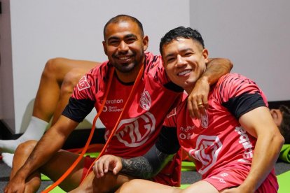 Junior Sornoza y Layan Loor jugadores de Independiente del Valle.