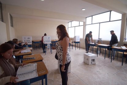 El CNE designó a los miembros de mesa para las elecciones del 16 de noviembre de 2025.