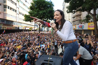 Ella es María Corina Machado, política venezolana.