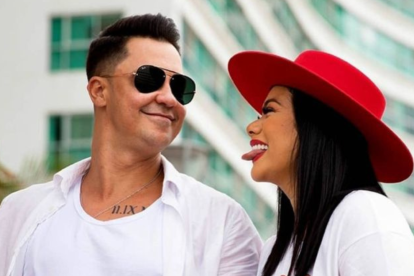 Dora West desmiente ruptura con Danilo Vitanis