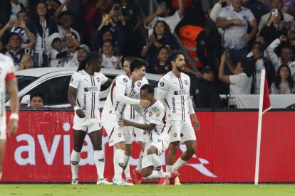 En el primer partido de la semifinal Liga le ganó a Palmeiras 3 a 0