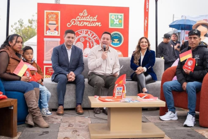 Alcalde de Cuenca, Cristian Zamora, presenta la agenda de fiestas 2025 con más de 230 actividades culturales, artísticas y recreativas.