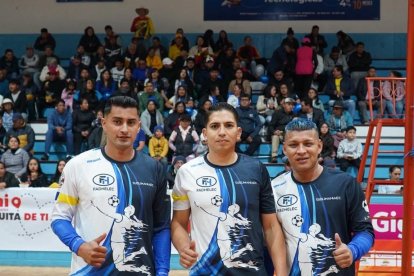 Robert Ordóñez se instaló en la final de la Copa Canela junto a Arley y ´Arenita´.