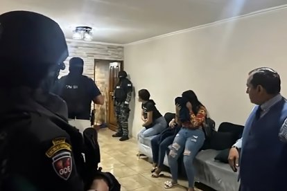 El domicilio allanado donde se rescató a las mujeres víctimas de explotación sexual.