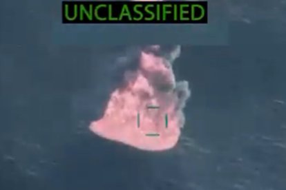 Captura de imagen del video publicado por el secretario de Guerra de los Estados Unidos en X.