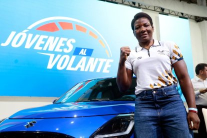 10 deportistas de Alto Rendimiento en Ecuador, entre ellos medallistas olímpicos, son beneficiados con autos de la marca Suzuki.