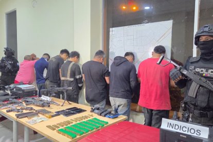 Los sospechosos fueron aprehendidos durante un allanamiento.