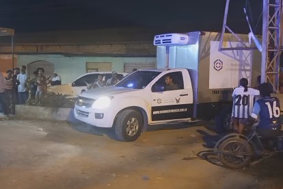 Personal de Criminalística realizó el levantamiento del cadáver y lo trasladó hasta el Centro Forense.