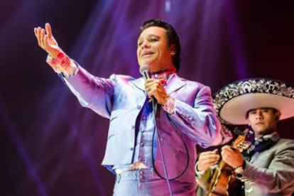 Juan Gabriel era un cantante mexicano que falleció el 18 de agosto de 2016.